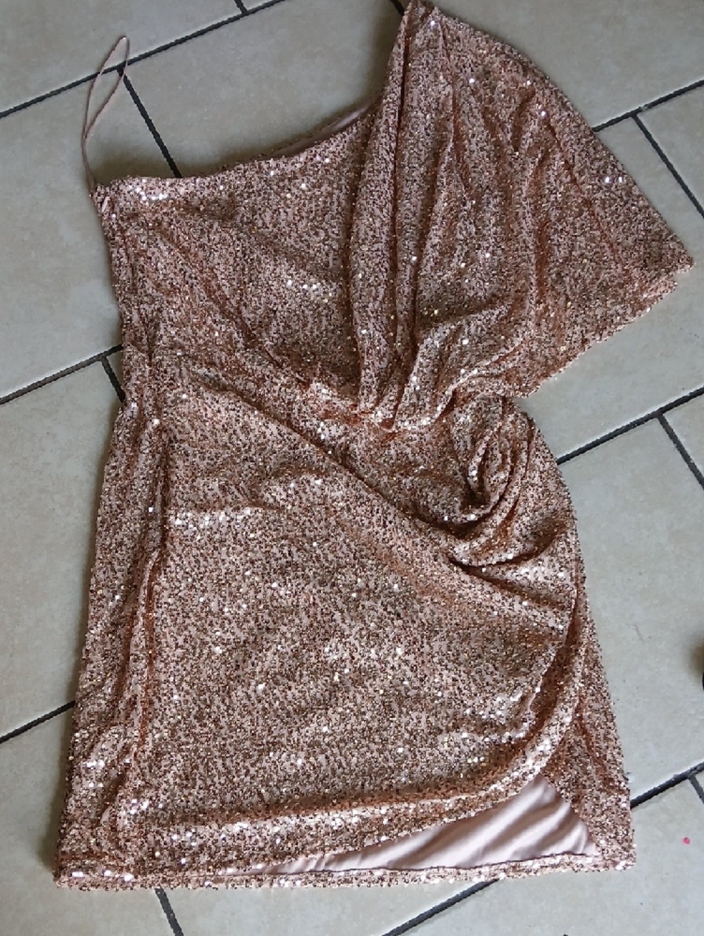Fashion Nova Womens Size 1X Rose Gold Sequin Mini Dress